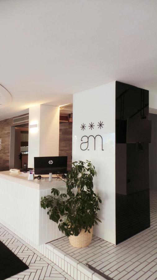 Hotel Aria Di Mare - Bed & Brunch In Centro A Riccione Zewnętrze zdjęcie