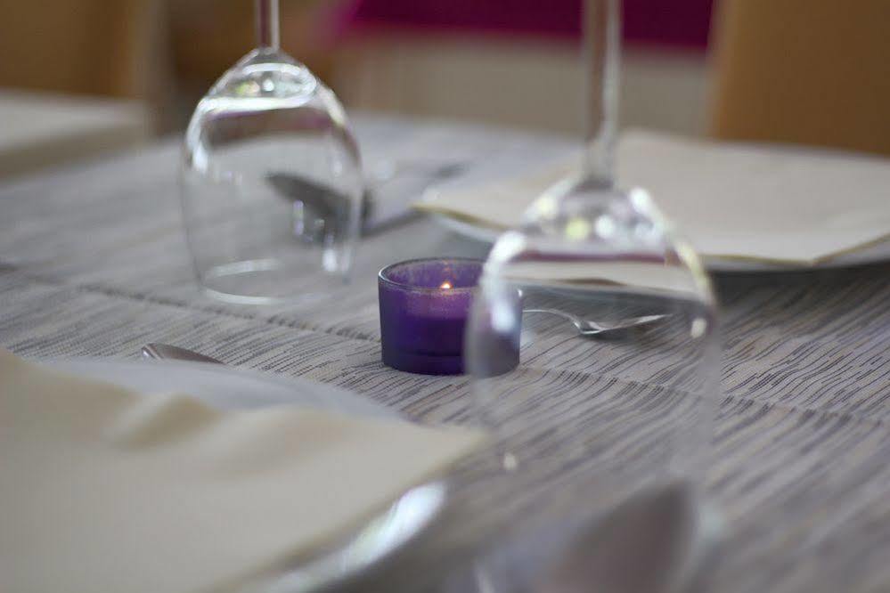 Hotel Aria Di Mare - Bed & Brunch In Centro A Riccione Zewnętrze zdjęcie