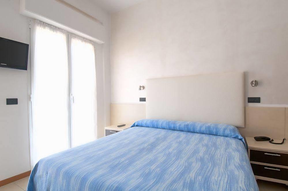 Hotel Aria Di Mare - Bed & Brunch In Centro A Riccione Zewnętrze zdjęcie